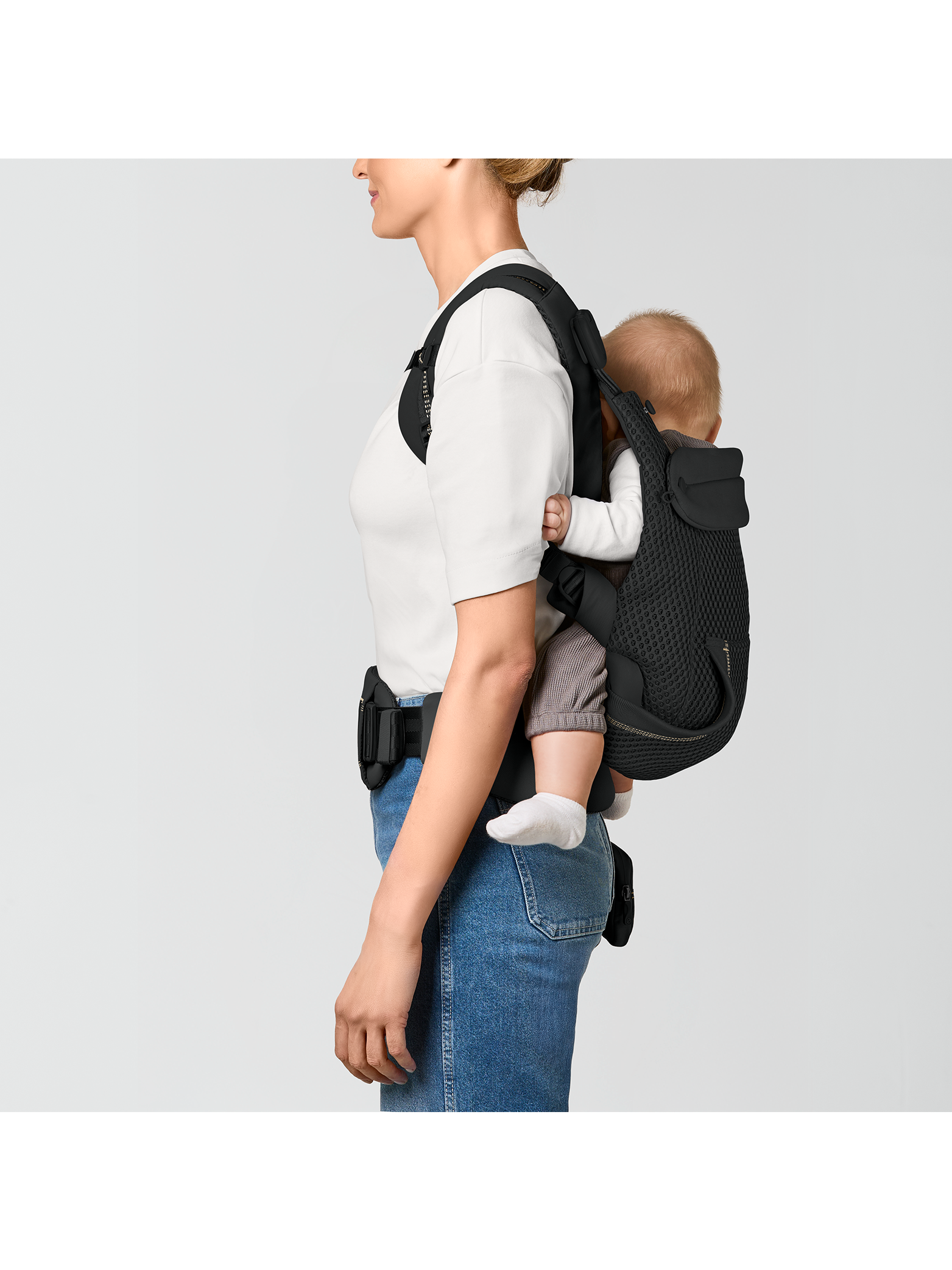 Cybex Laya Carrier - Magic Black